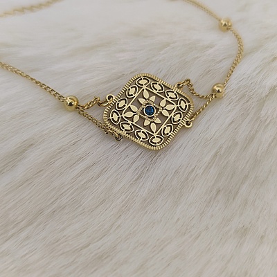 Rhombus Shape Gold Plated Minimal Bracelet