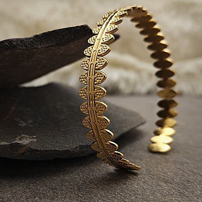Floral Design Antique Stake Bangle Bracelet