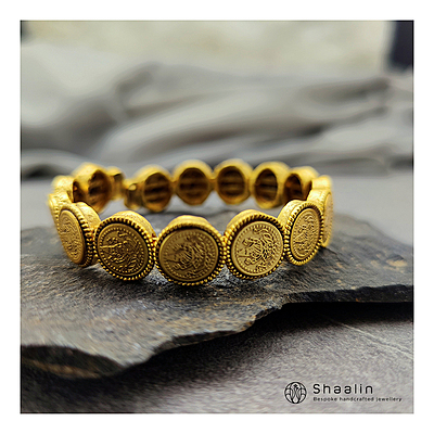 Elegant Gold Plated Adjustable Bracelet
